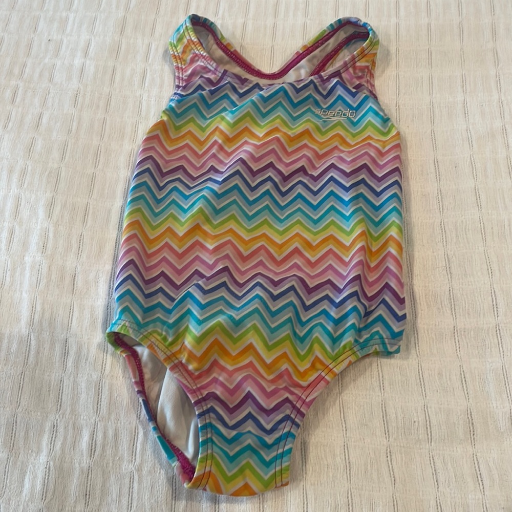 Speedo one piece swimsuit rainbow chevron racerback bathing suit girls 5